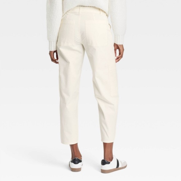 Universal Thread Women's White Jeans - Picture 4 of 10